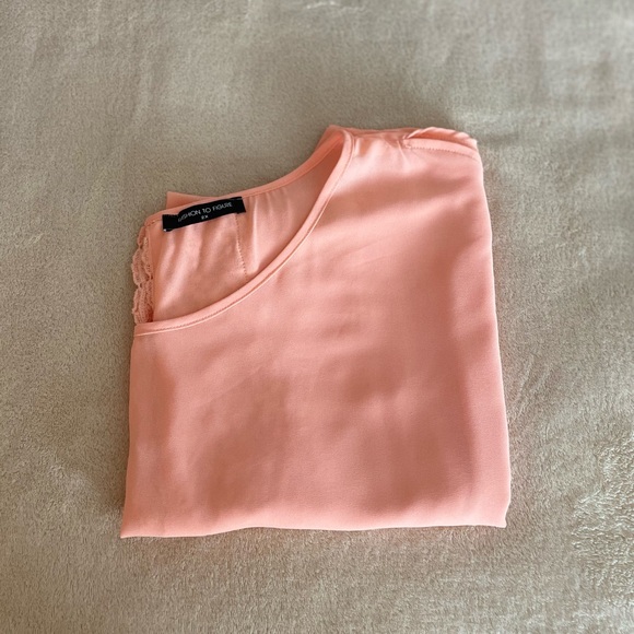 Fashion to Figure Sheer Open Back Blouse - Size 2X - Picture 13 of 15